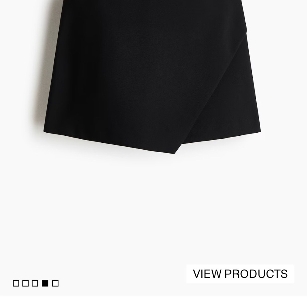 H&M Black Skort